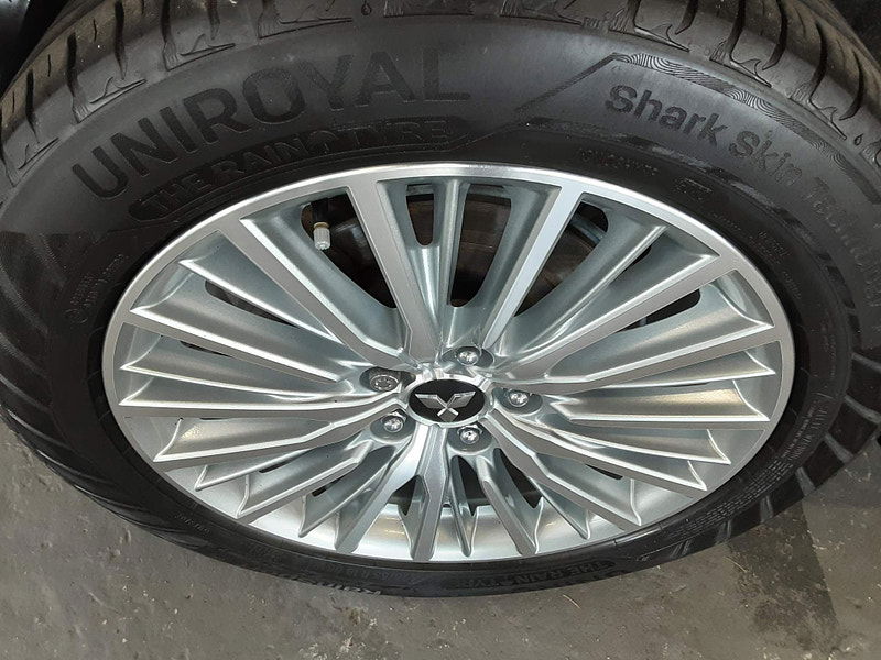 Mitsubishi Outlander 2.4h TwinMotor 13.8kWh 4h CVT 4WD Euro 6 (s/s) 5dr 5dr Automatic 2025