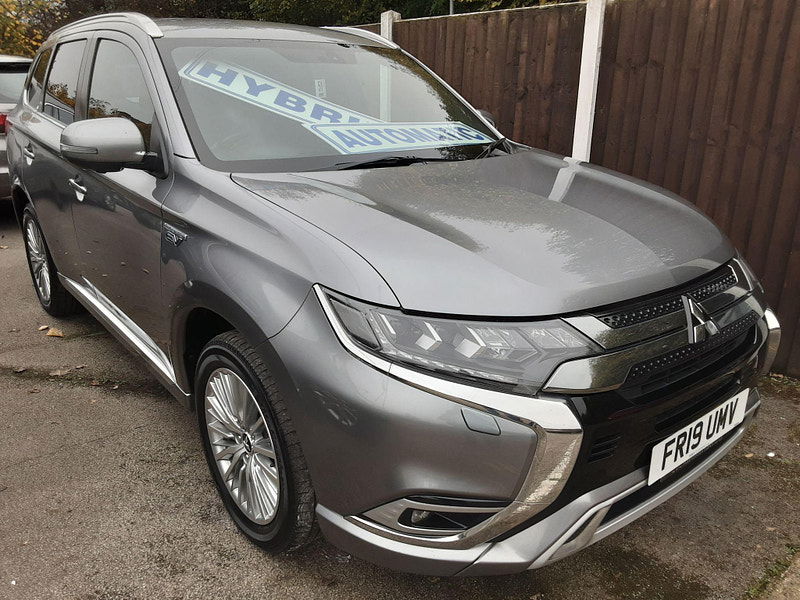 Mitsubishi Outlander 2.4h TwinMotor 13.8kWh 4h CVT 4WD Euro 6 (s/s) 5dr 5dr Automatic 2024