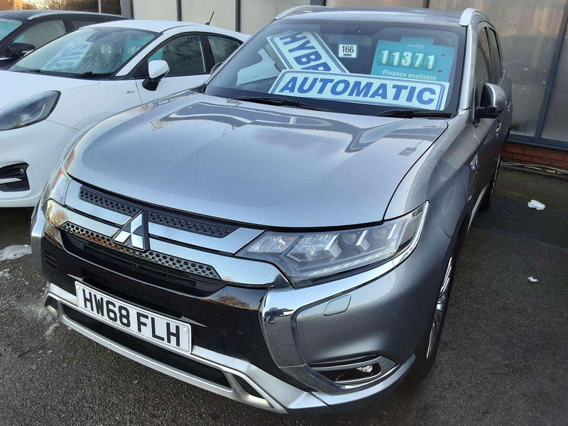 Mitsubishi Outlander 2.4h TwinMotor 13.8kWh 4h CVT 4WD Euro 6 (s/s) 5dr 5dr Automatic 2025