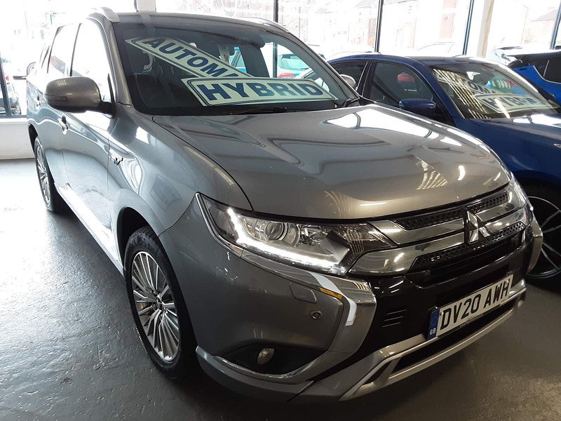 Mitsubishi Outlander 2.4h TwinMotor 13.8kWh Dynamic Safety CVT 4WD Euro 6 (s/s) 5dr 5dr Automatic 2024