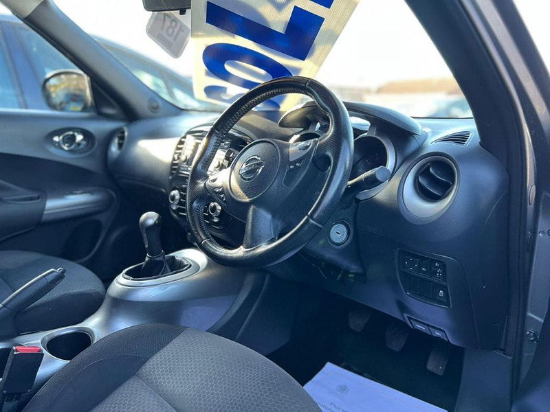 Nissan Juke 1.6 Acenta 5dr [Premium Pack] 5dr Manual 2025