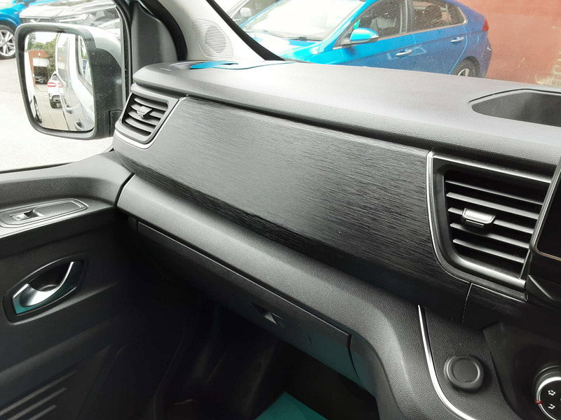 Nissan Primastar 2.0 Primastar Tekna dCi 2dr Manual 2026