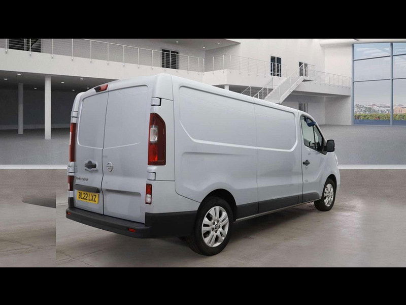 Nissan Primastar 2.0 Primastar Tekna dCi 2dr Manual 2025