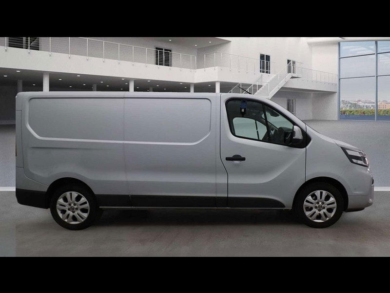 Nissan Primastar 2.0 Primastar Tekna dCi 2dr Manual 2025