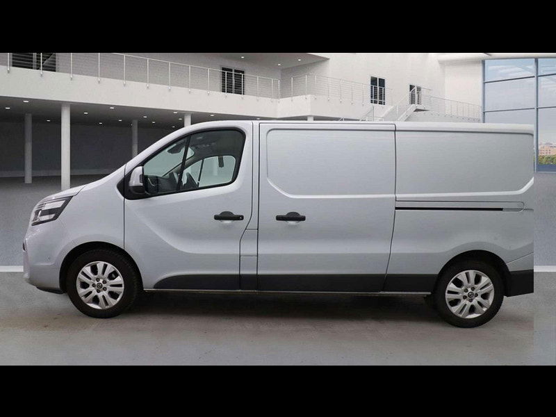 Nissan Primastar 2.0 Primastar Tekna dCi 2dr Manual 2025