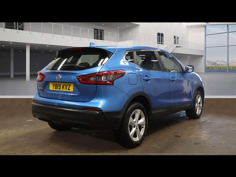 Nissan Qashqai 1.3 Qashqai Acenta Premium DiG-T 5dr 5dr Manual 2025