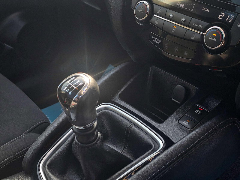 Nissan Qashqai 1.3 Qashqai N-Connecta DiG-T 5dr 5dr Manual 2026