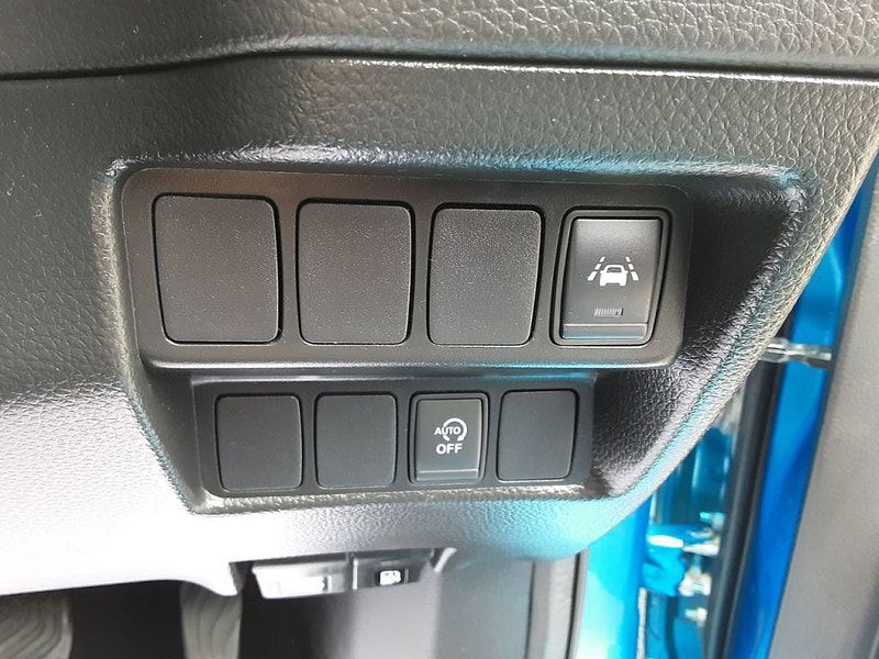 Nissan Qashqai 1.5 dCi 115 Tekna+ 5dr (FULL LEATHER+SAT NAV+GLASS ROOF+REVERSE CAMERA) 5dr Manual 2025