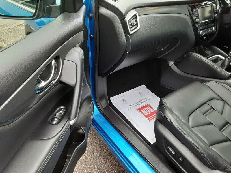 Nissan Qashqai 1.5 dCi 115 Tekna+ 5dr (FULL LEATHER+SAT NAV+GLASS ROOF+REVERSE CAMERA) 5dr Manual 2025