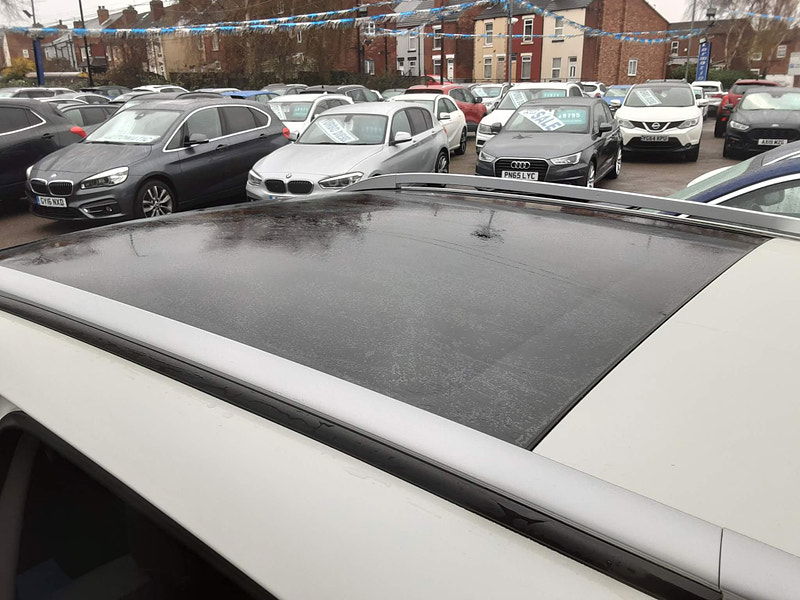 Nissan Qashqai 1.5 dCi N-Connecta 2WD Euro 6 (s/s) 5dr 5dr Manual 2025