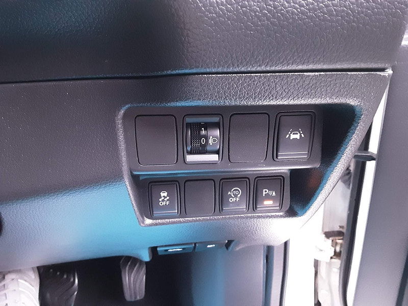 Nissan Qashqai 1.5 dCi N-Connecta 2WD Euro 6 (s/s) 5dr 5dr Manual 2025