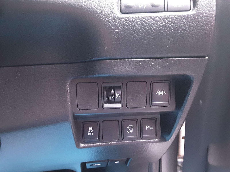 Nissan Qashqai 1.5 Qashqai N-Connecta dCi 5dr 5dr Manual 2025