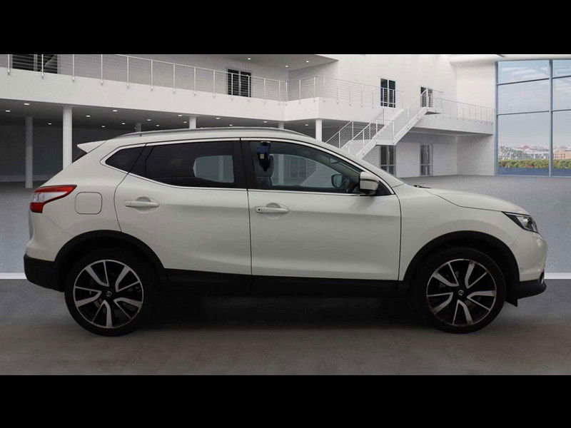 Nissan Qashqai 1.5 Qashqai Tekna dCi 5dr 5dr Manual 2025