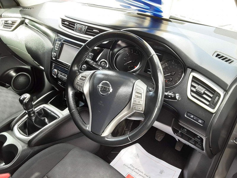 Nissan Qashqai 1.6 DIG-T N-Connecta 2WD Euro 6 (s/s) 5dr 5dr Manual 2025