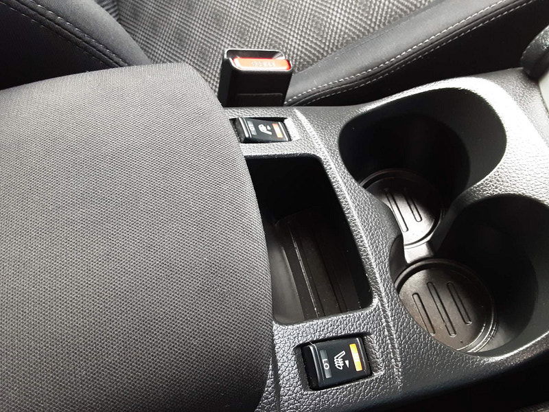 Nissan Qashqai 1.6 DIG-T N-Connecta 2WD Euro 6 (s/s) 5dr 5dr Manual 2025