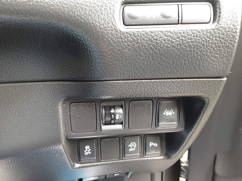 Nissan Qashqai 1.6 DIG-T N-Connecta 2WD Euro 6 (s/s) 5dr 5dr Manual 2025