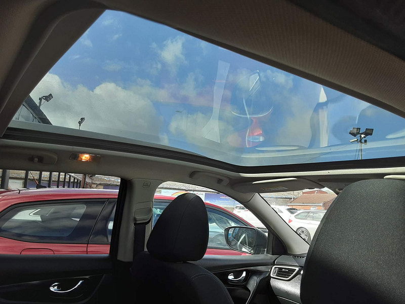 Nissan Qashqai 1.6 DIG-T N-Connecta 2WD Euro 6 (s/s) 5dr 5dr Manual 2025