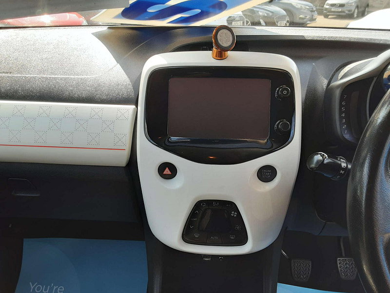 Peugeot 108 1.2 108 Roland Garros Top 3dr 3dr Manual 2026