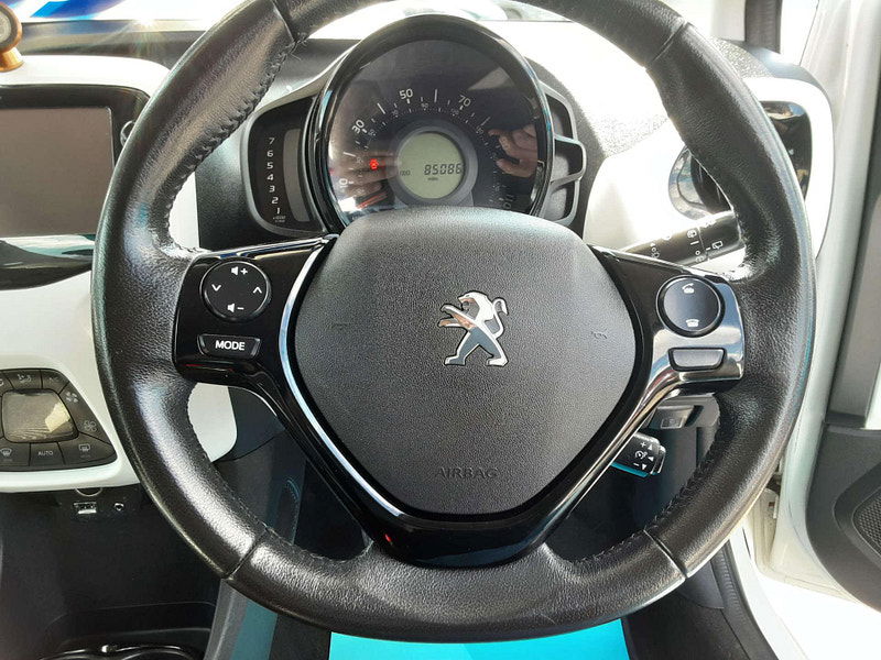 Peugeot 108 1.2 108 Roland Garros Top 3dr 3dr Manual 2025