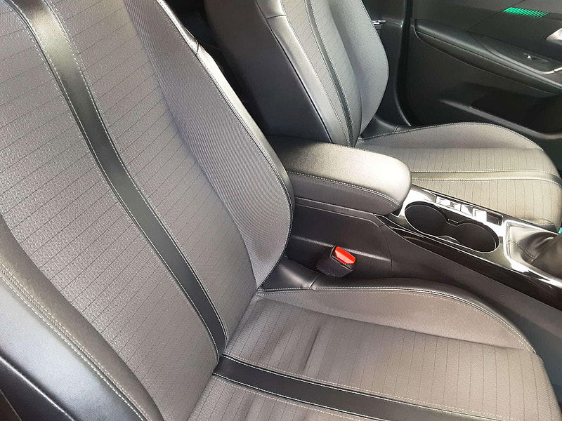 Peugeot 2008 1.5 2008 Allure Blue HDi S/S 5dr 5dr Manual 2026