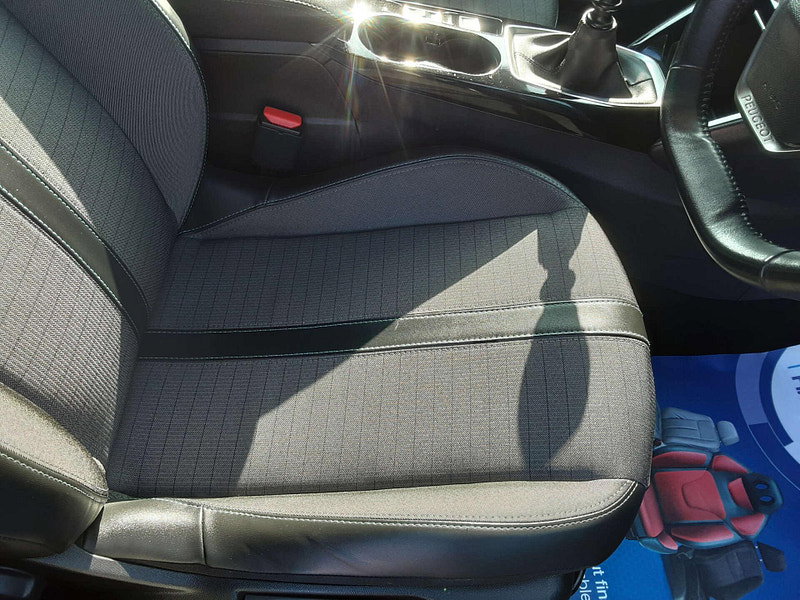 Peugeot 208 1.2 208 Allure PureTech S/S 5dr 5dr Manual 2026