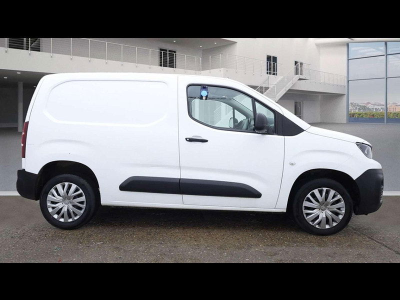 Peugeot Partner 1.5 Partner Professional L1 Blue HDi 2dr Manual 2025