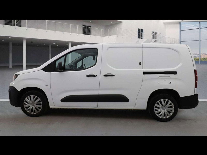 Peugeot Partner 1.5 Partner Professional L2 Blue HDi 2dr Manual 2025