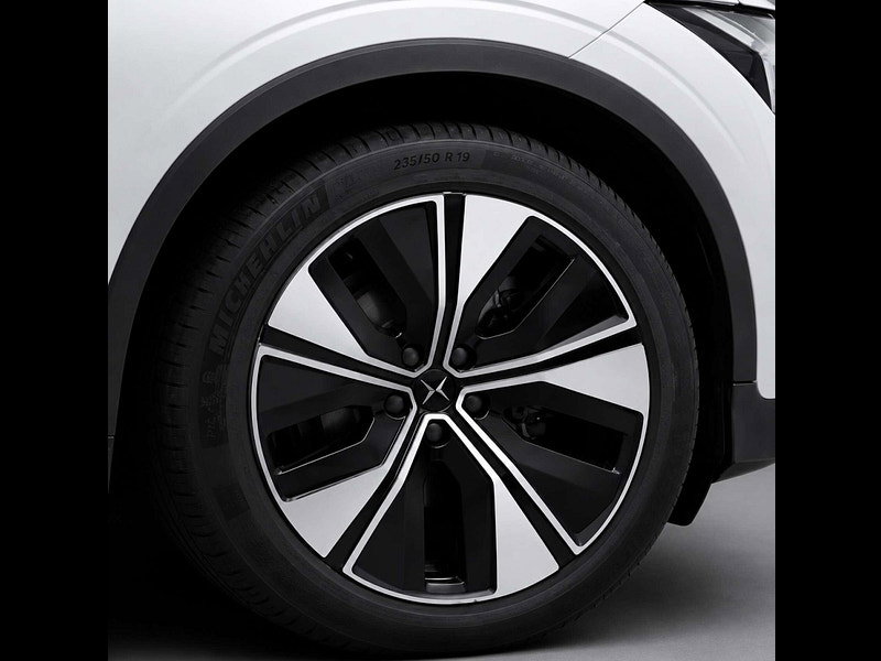 Polestar 2 2 Plus EV FWD 5dr 5dr Automatic 2026