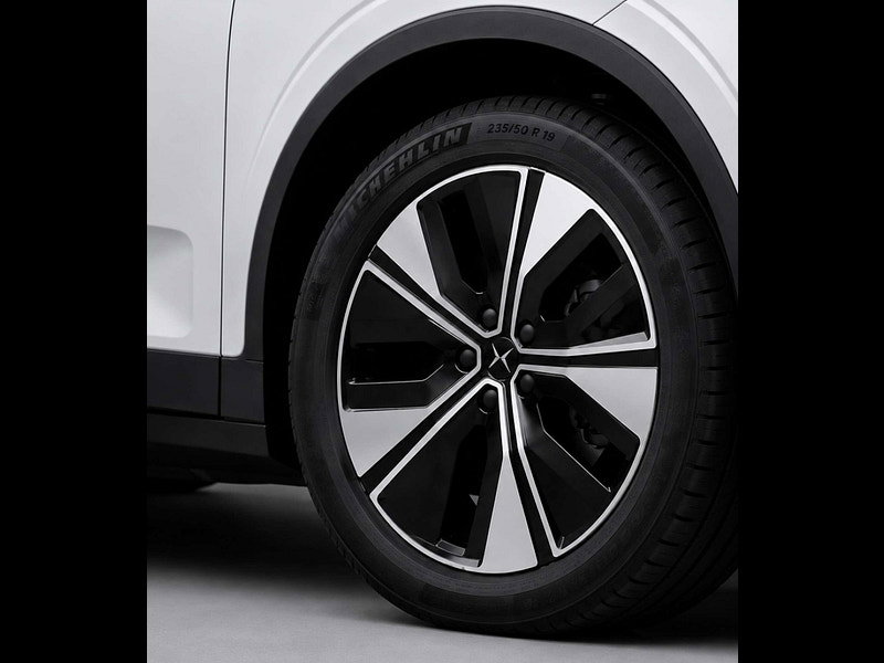 Polestar 2 2 Plus EV FWD 5dr 5dr Automatic 2026