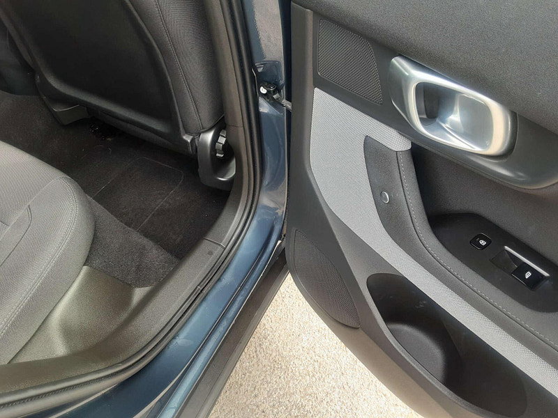 Polestar 2 Polestar 2 EV FWD LONG RANGE 5dr 5dr Automatic 2026