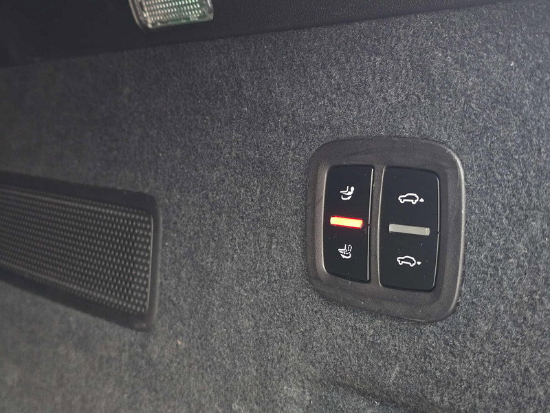 Porsche Cayenne 3.0 Cayenne V6 Platinum Edition E-Hybrid A 4WD 5dr 5dr Automatic 2026