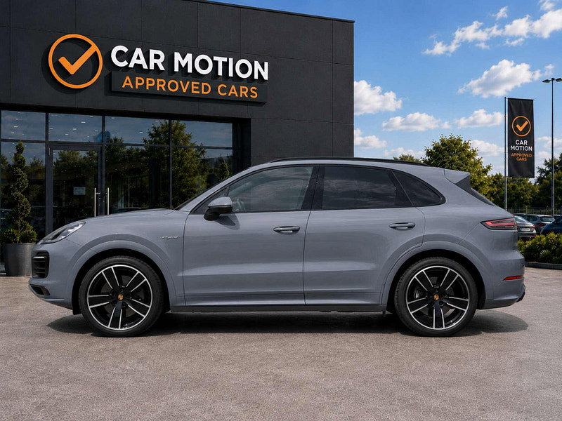 Porsche Cayenne 3.0 Cayenne V6 Platinum Edition E-Hybrid A 4WD 5dr 5dr Automatic 2026