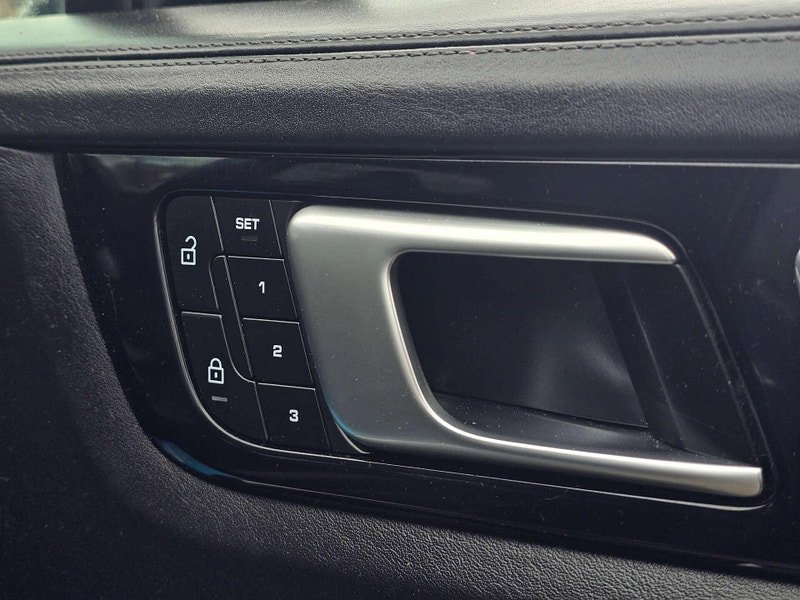 Porsche Cayenne 3.0 Cayenne V6 Platinum Edition E-Hybrid A 4WD 5dr 5dr Automatic 2026