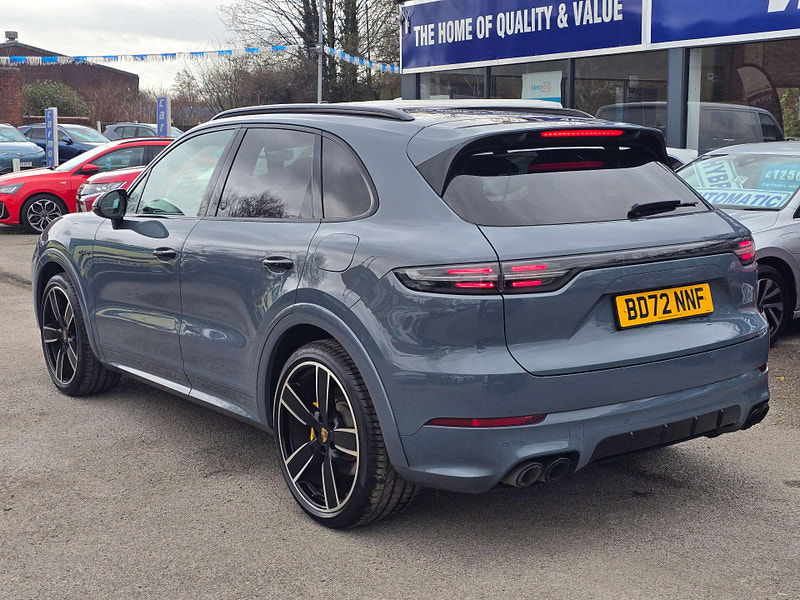 Porsche Cayenne 3.0 Cayenne V6 Platinum Edition E-Hybrid A 4WD 5dr 5dr Automatic 2026