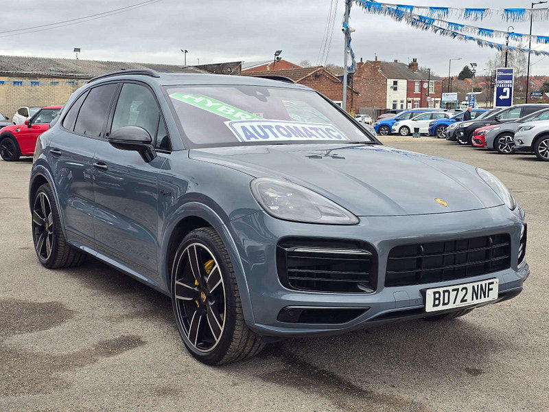 Porsche Cayenne 3.0 Cayenne V6 Platinum Edition E-Hybrid A 4WD 5dr 5dr Automatic 2026