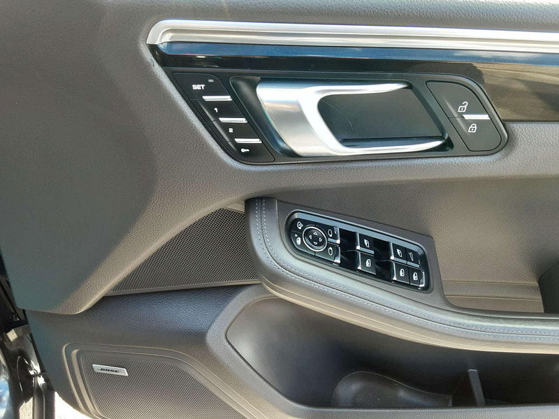 Porsche Macan 3.0 Macan S Semi-Auto 4WD 5dr 5dr Automatic 2025