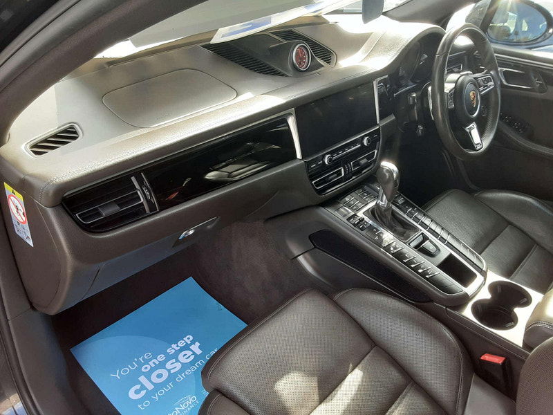 Porsche Macan 3.0 Macan S Semi-Auto 4WD 5dr 5dr Automatic 2025