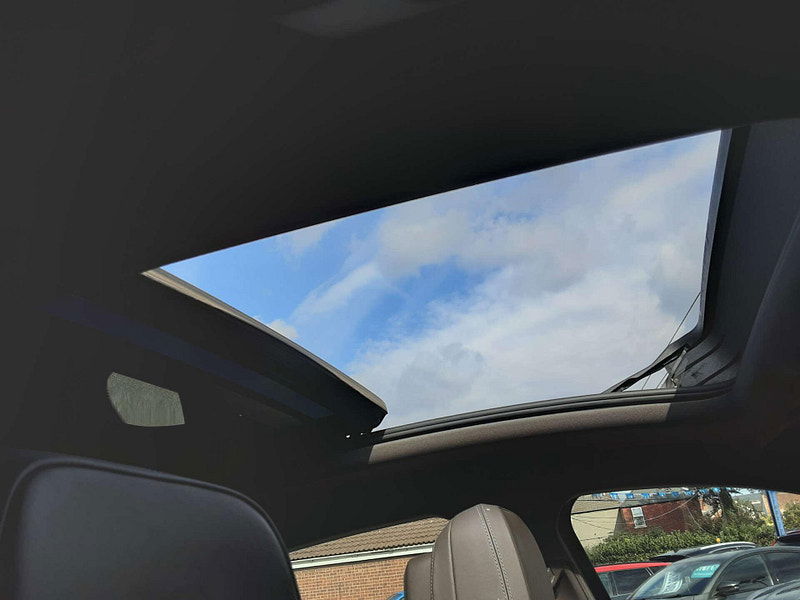 Porsche Macan 3.0 Macan S Semi-Auto 4WD 5dr 5dr Automatic 2025