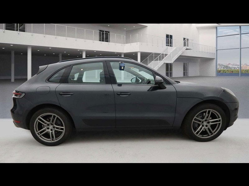 Porsche Macan 3.0 Macan S Semi-Auto 4WD 5dr 5dr Automatic 2025