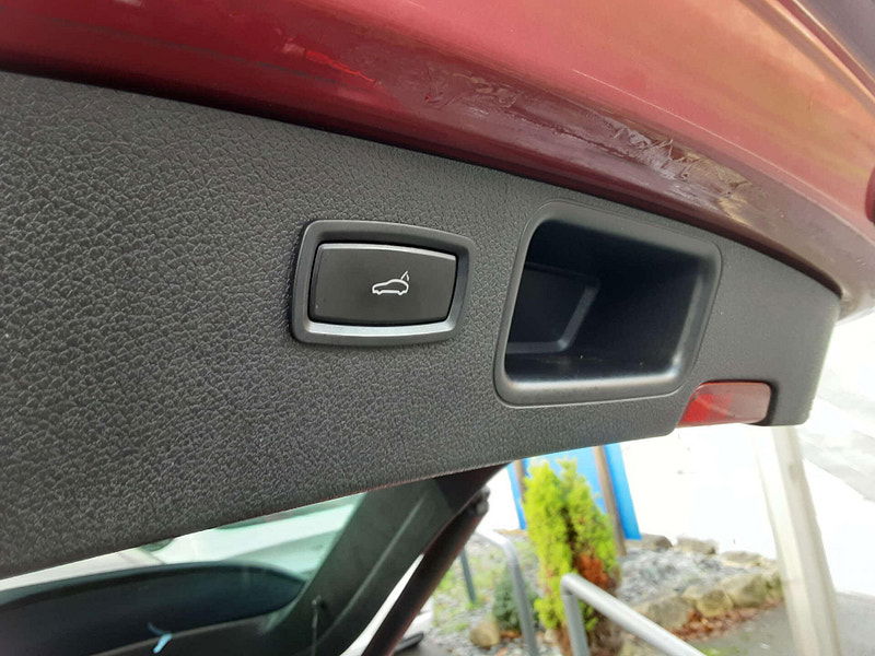 Porsche Macan 3.6 Macan T Semi-Auto 4WD 5dr 5dr Automatic 2026