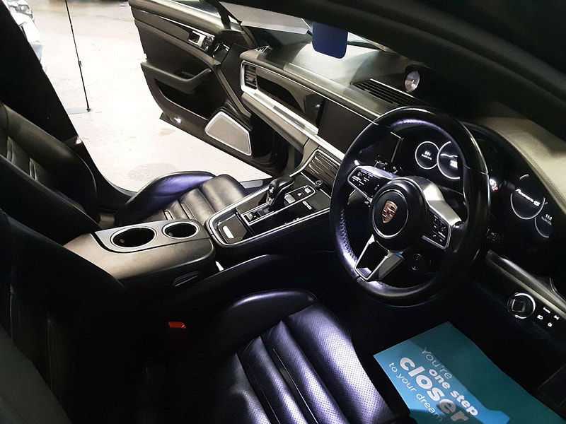 Porsche Panamera 2.9 Panamera 4s Semi-Auto 4WD 5dr 5dr Automatic 2025