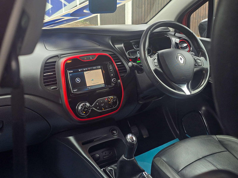 Renault Captur 0.9 Captur Signature Nav TCe 5dr 5dr Manual 2026