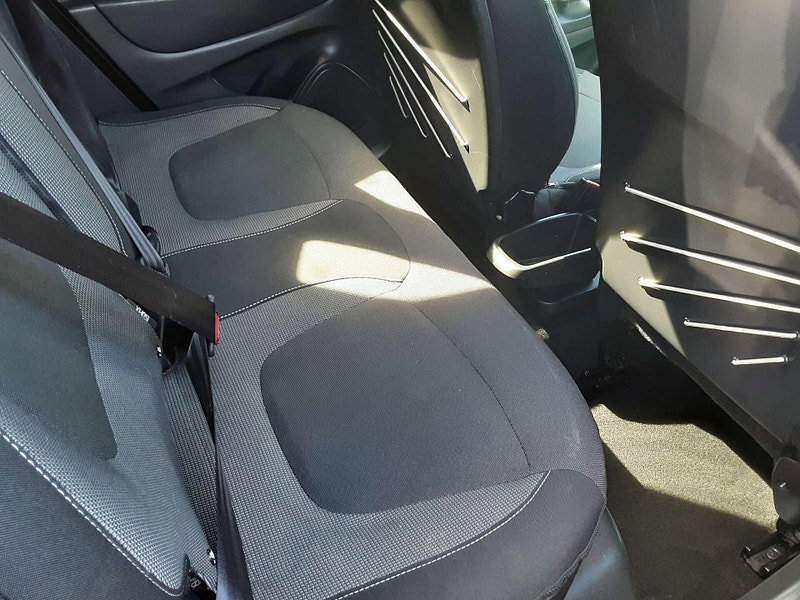 Renault Captur 1.5 Captur Dynamique S Nav dCi Auto 5dr 5dr Automatic 2026