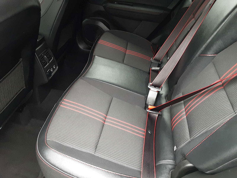 Renault Captur 1.6 Captur RS Line E-Tech PHEV Auto 5dr 5dr Automatic 2025