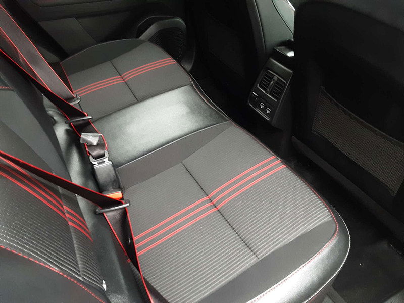 Renault Captur 1.6 Captur RS Line E-Tech PHEV Auto 5dr 5dr Automatic 2025