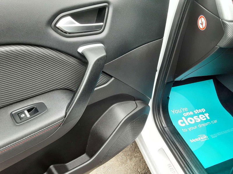 Renault Captur 1.6 Captur RS Line E-Tech PHEV Auto 5dr 5dr Automatic 2026