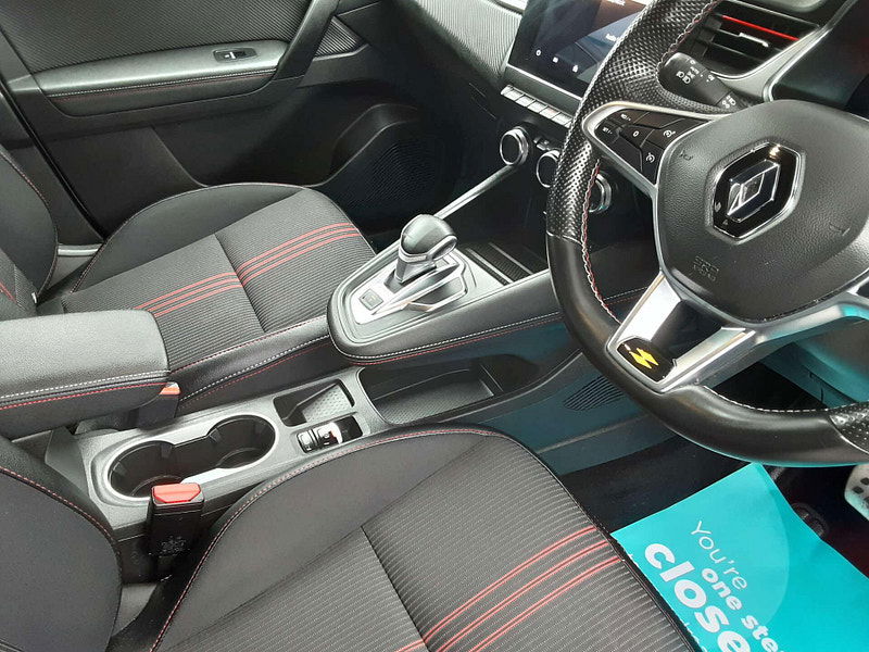 Renault Captur 1.6 Captur RS Line E-Tech PHEV Auto 5dr 5dr Automatic 2025