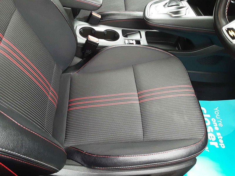 Renault Captur 1.6 Captur RS Line E-Tech PHEV Auto 5dr 5dr Automatic 2025