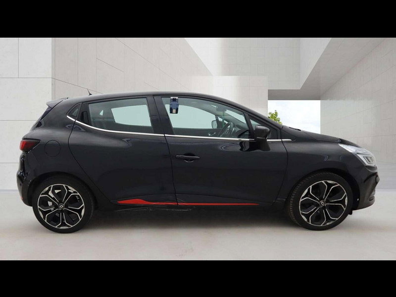 Renault Clio 1.5 Clio Signature Nav dCi 5dr 5dr Manual 2026