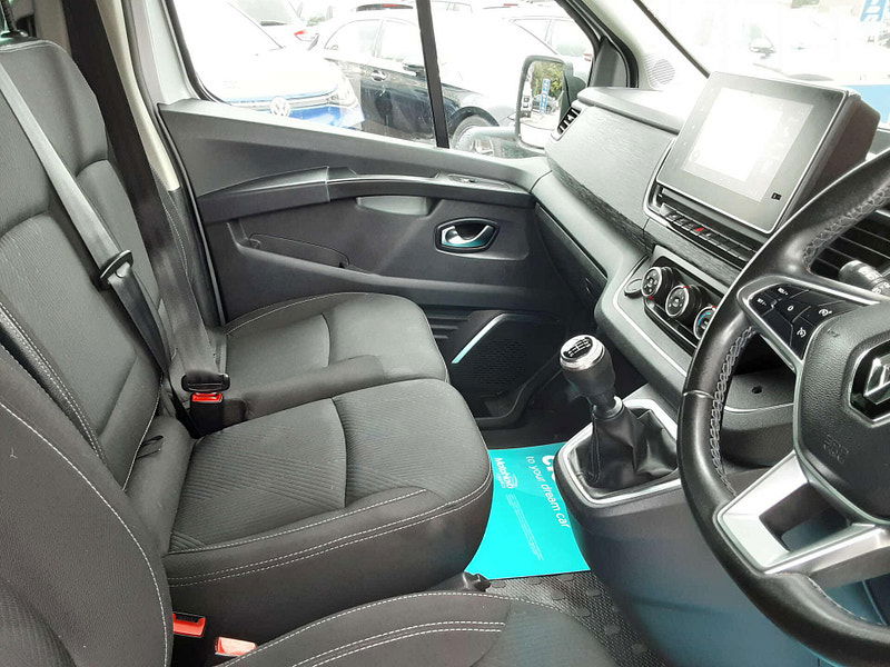 Renault Trafic 2.0 Trafic LL30 Sport Blue DCI 5dr 5dr Manual 2025